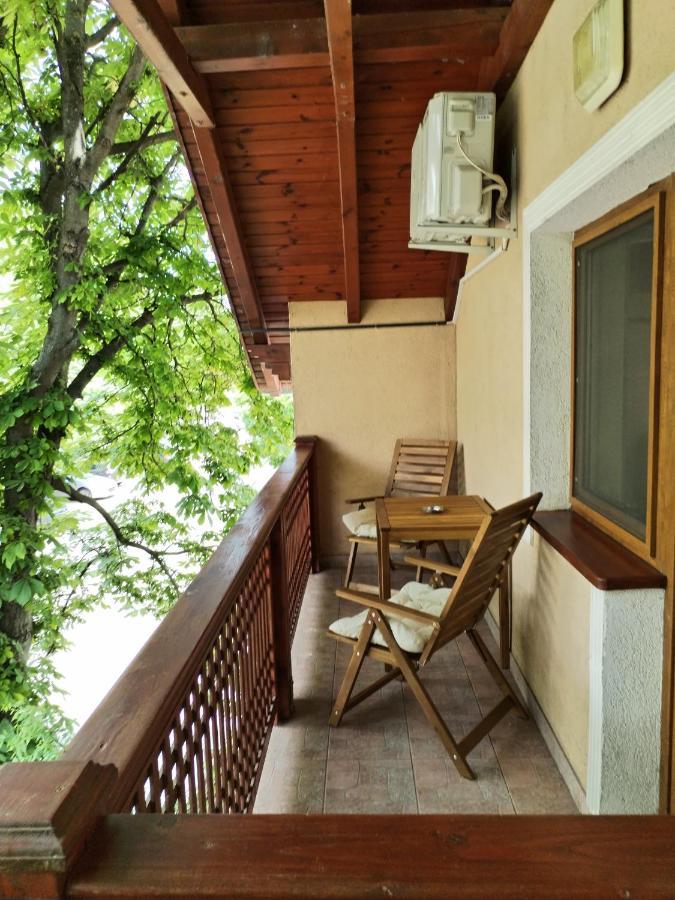 Rózsakert Apartmanház Hajdúszoboszló Esterno foto