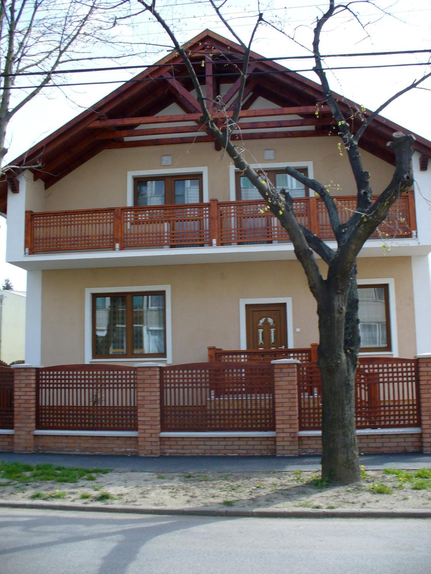 Rózsakert Apartmanház Hajdúszoboszló Esterno foto