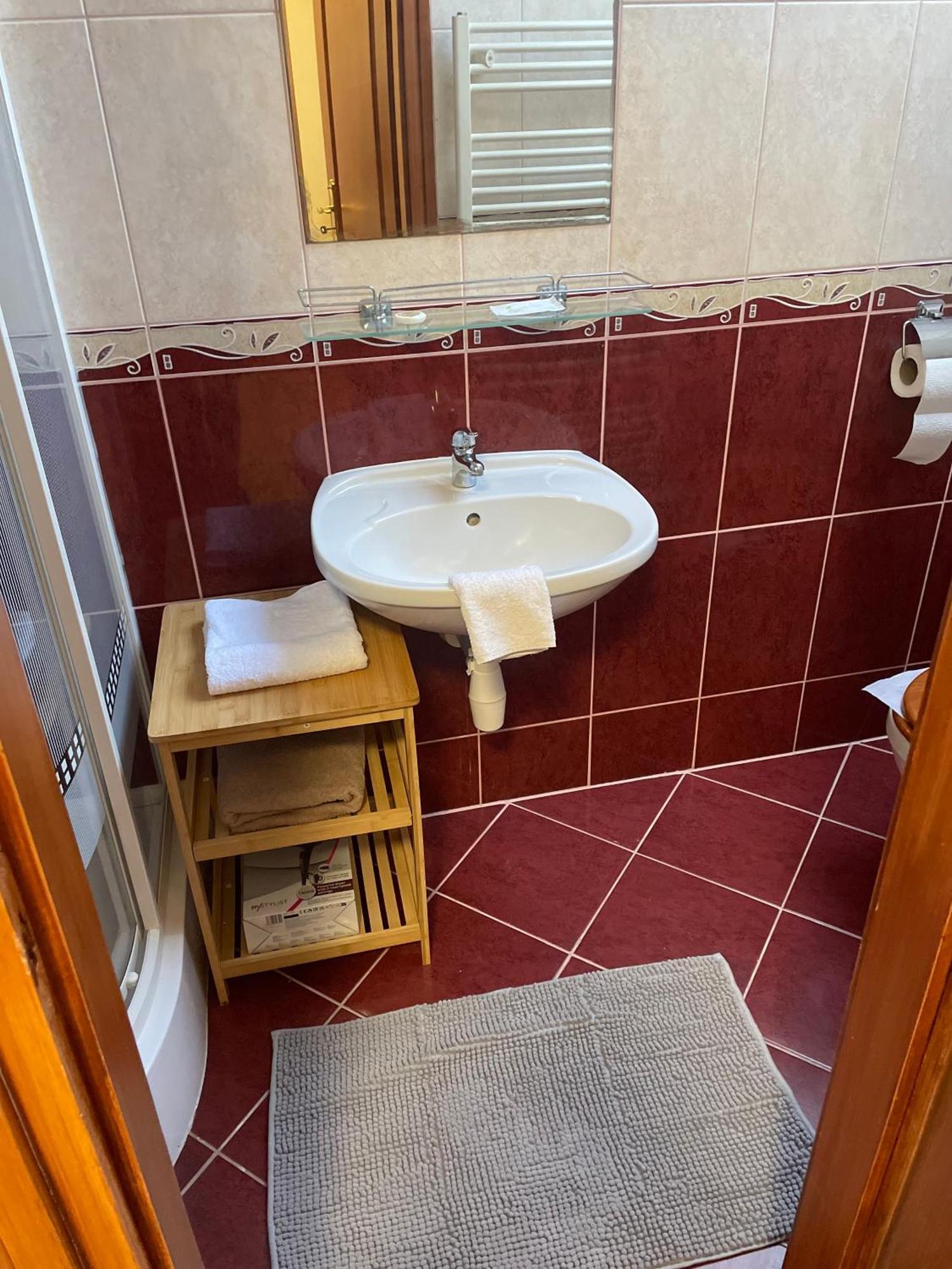 Rózsakert Apartmanház Hajdúszoboszló Esterno foto