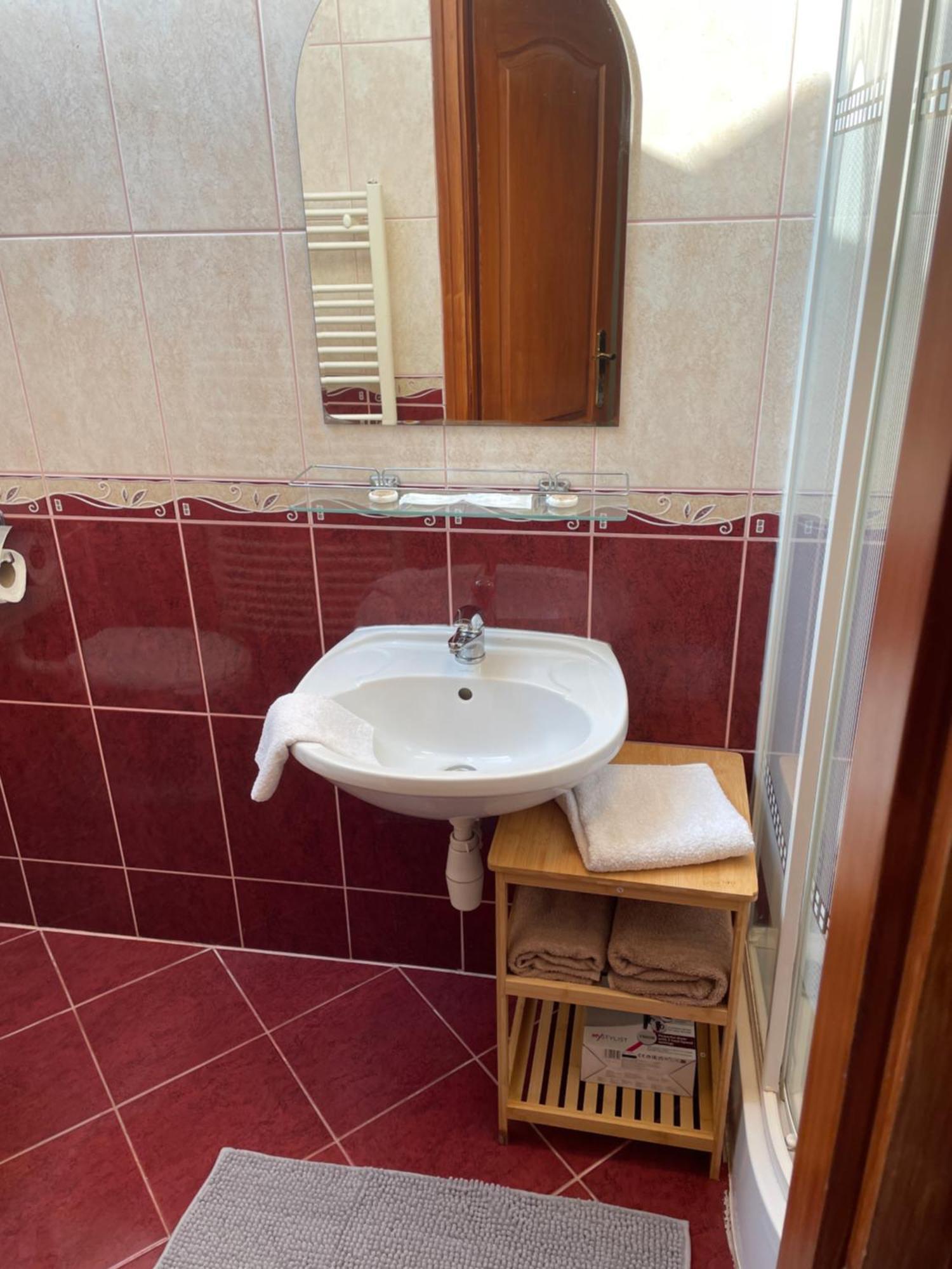 Rózsakert Apartmanház Hajdúszoboszló Esterno foto