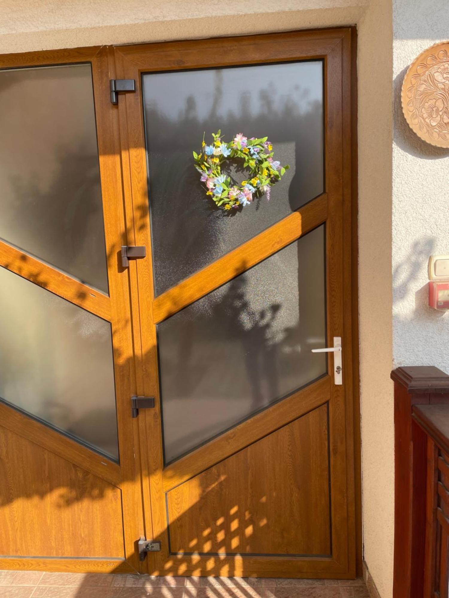Rózsakert Apartmanház Hajdúszoboszló Esterno foto