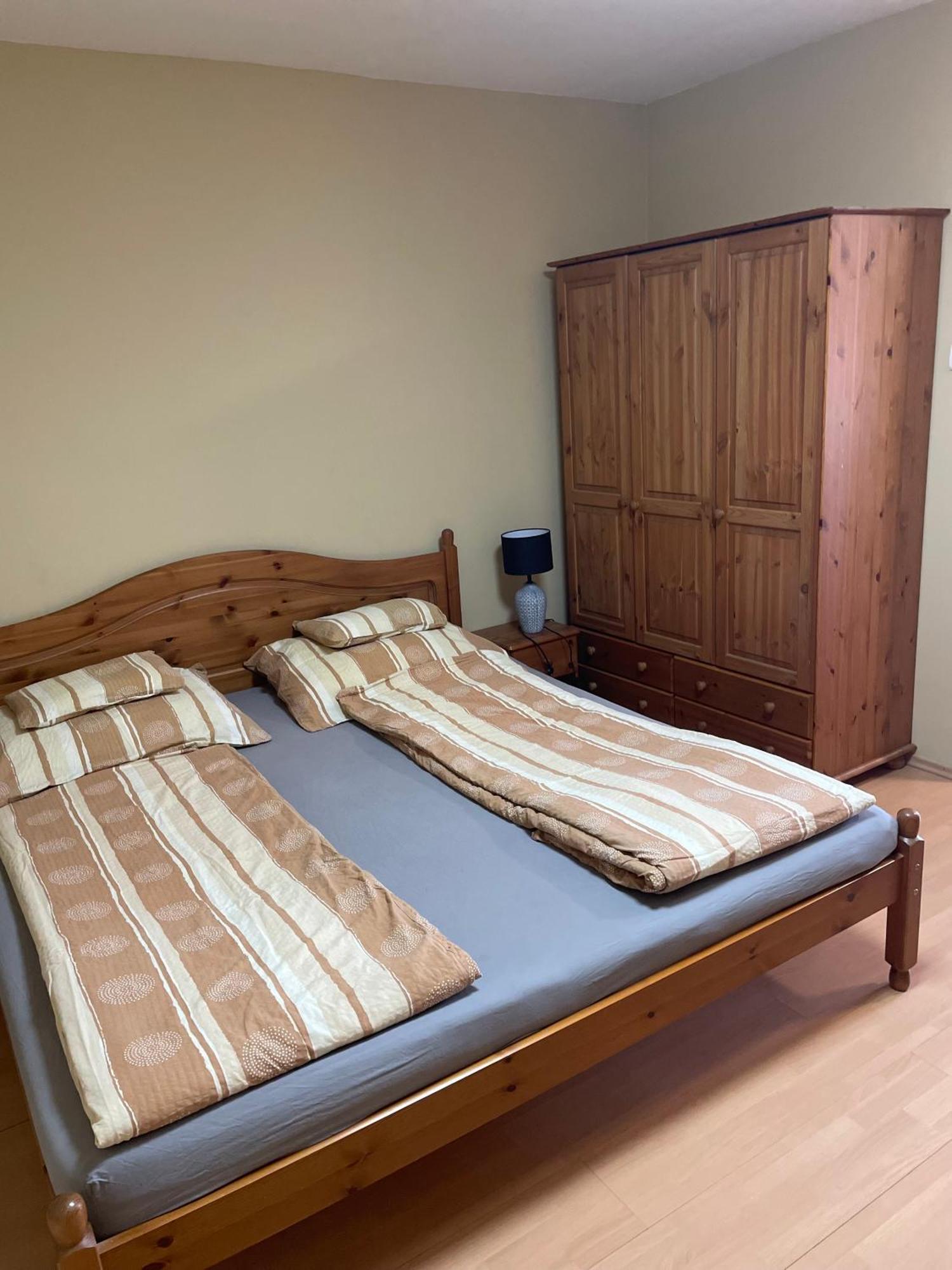 Rózsakert Apartmanház Hajdúszoboszló Esterno foto