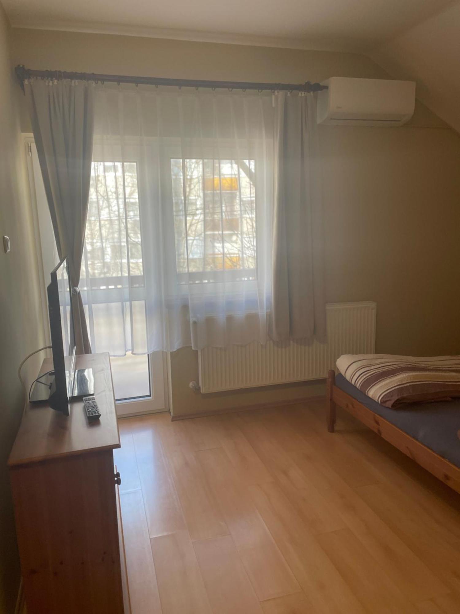 Rózsakert Apartmanház Hajdúszoboszló Esterno foto
